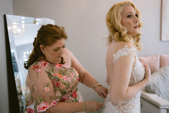 KERRYWOOLFORDWED0007
