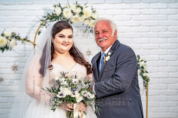 FAMROBERTSWED005